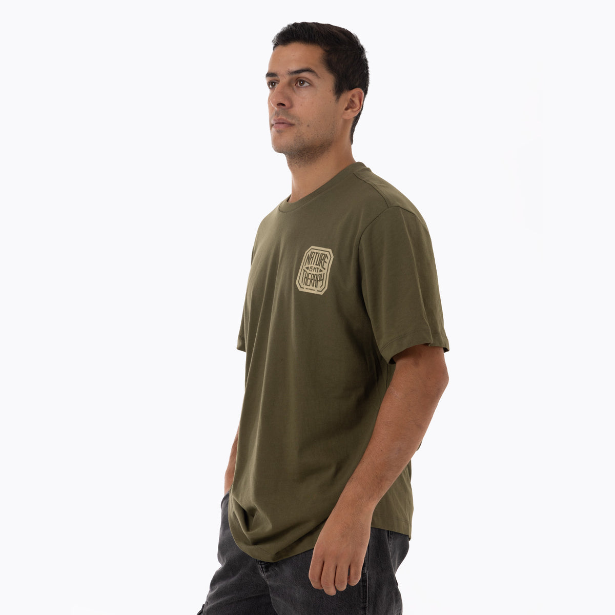 Polera Manga Corta Hombre Nature Is My Therapy Graphic Verde Merrell
