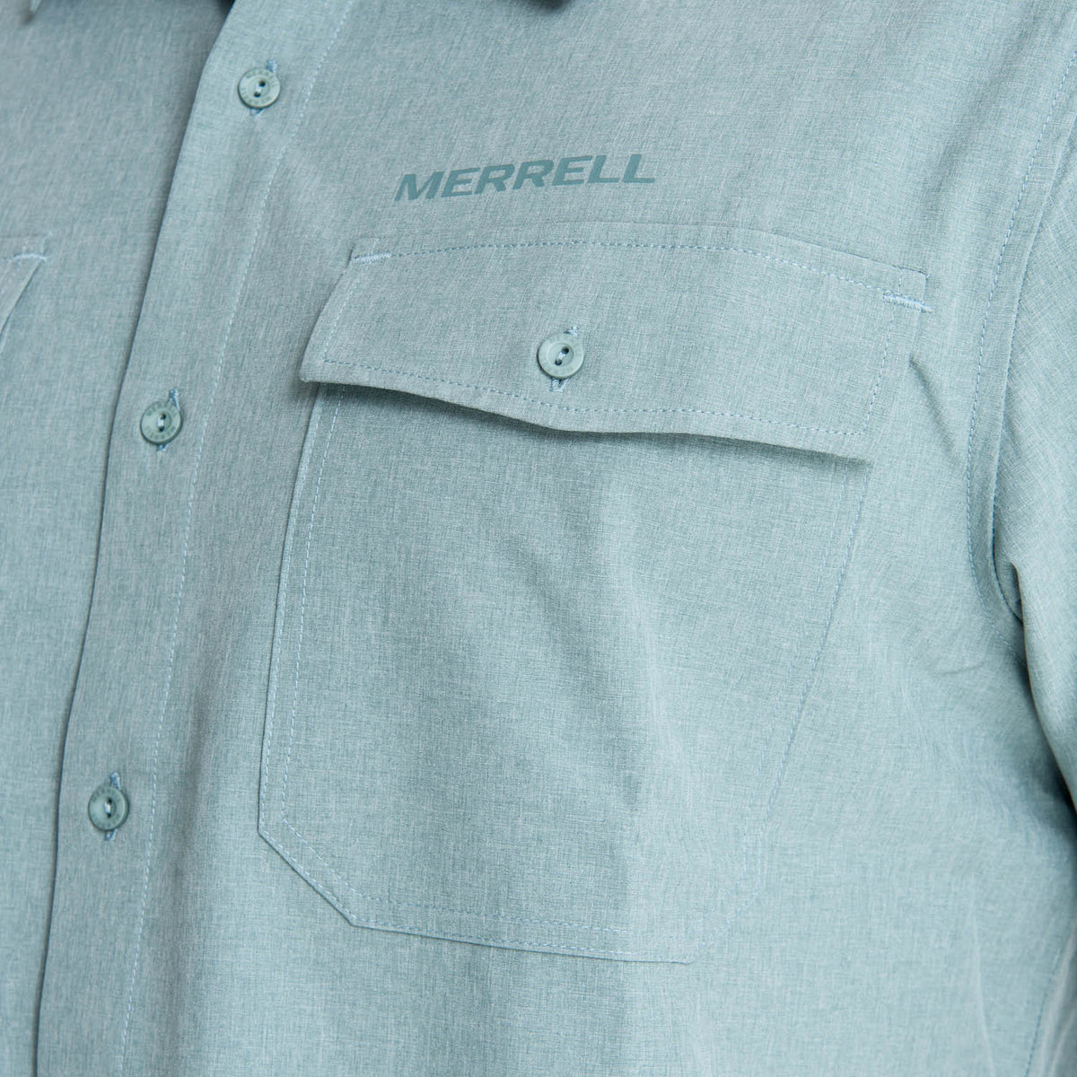 Camisa Manga Corta Hombre Akaroa Gris Claro Merrell