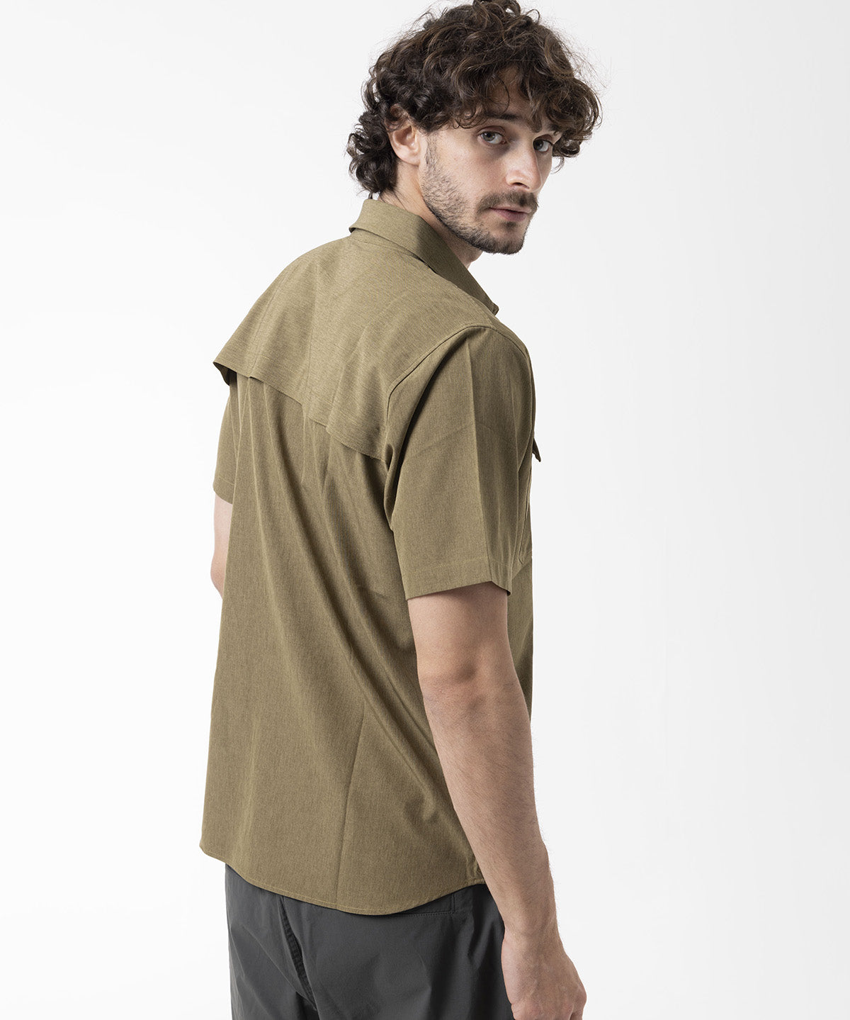 Camisa Manga Corta Hombre Akaroa Verde Musgo Merrell