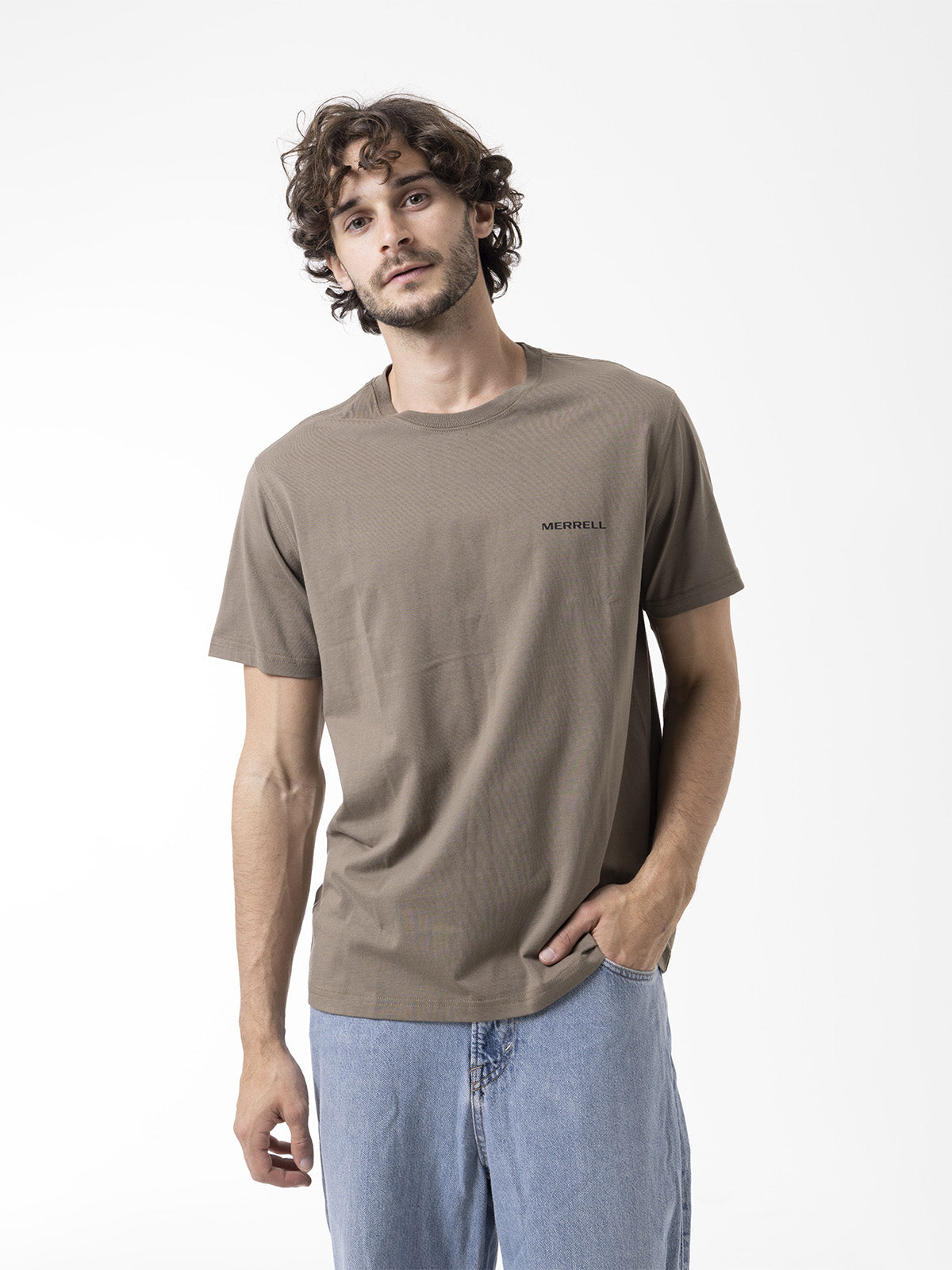 Polera Manga Corta Hombre Backprint Café Merrell