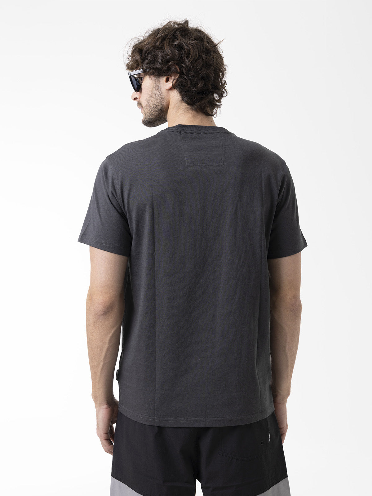 Polera Manga Corta Hombre Graphic Gris Oscuro Merrell