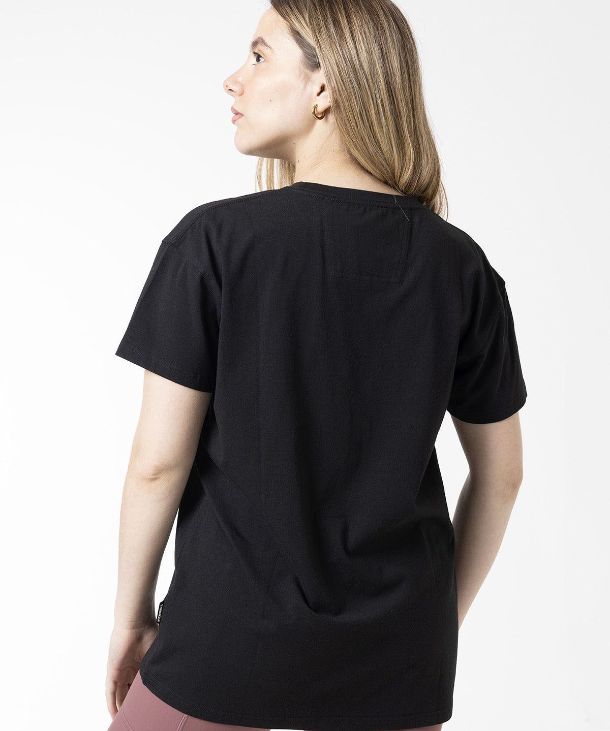 Polera Manga Corta Mujer Bigprint Bamboo Negro Merrell