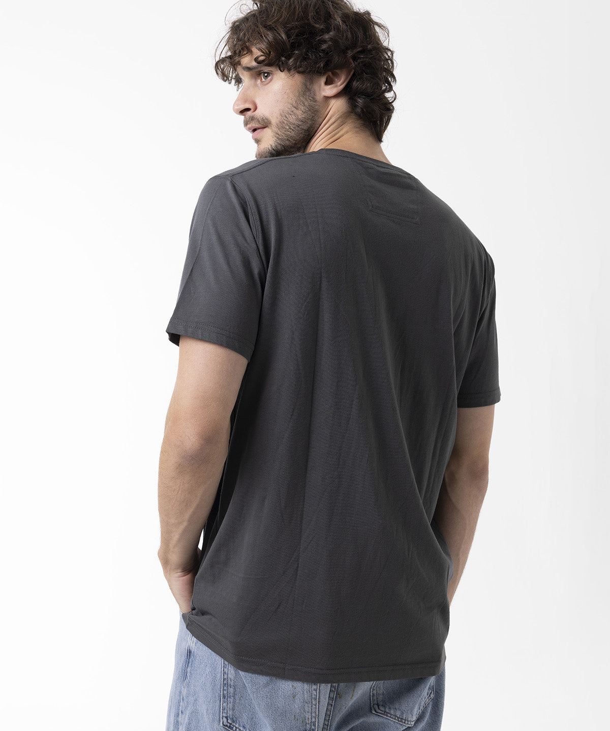 Polera Manga Corta Hombre Logo Tee Gris Oscuro Merrell