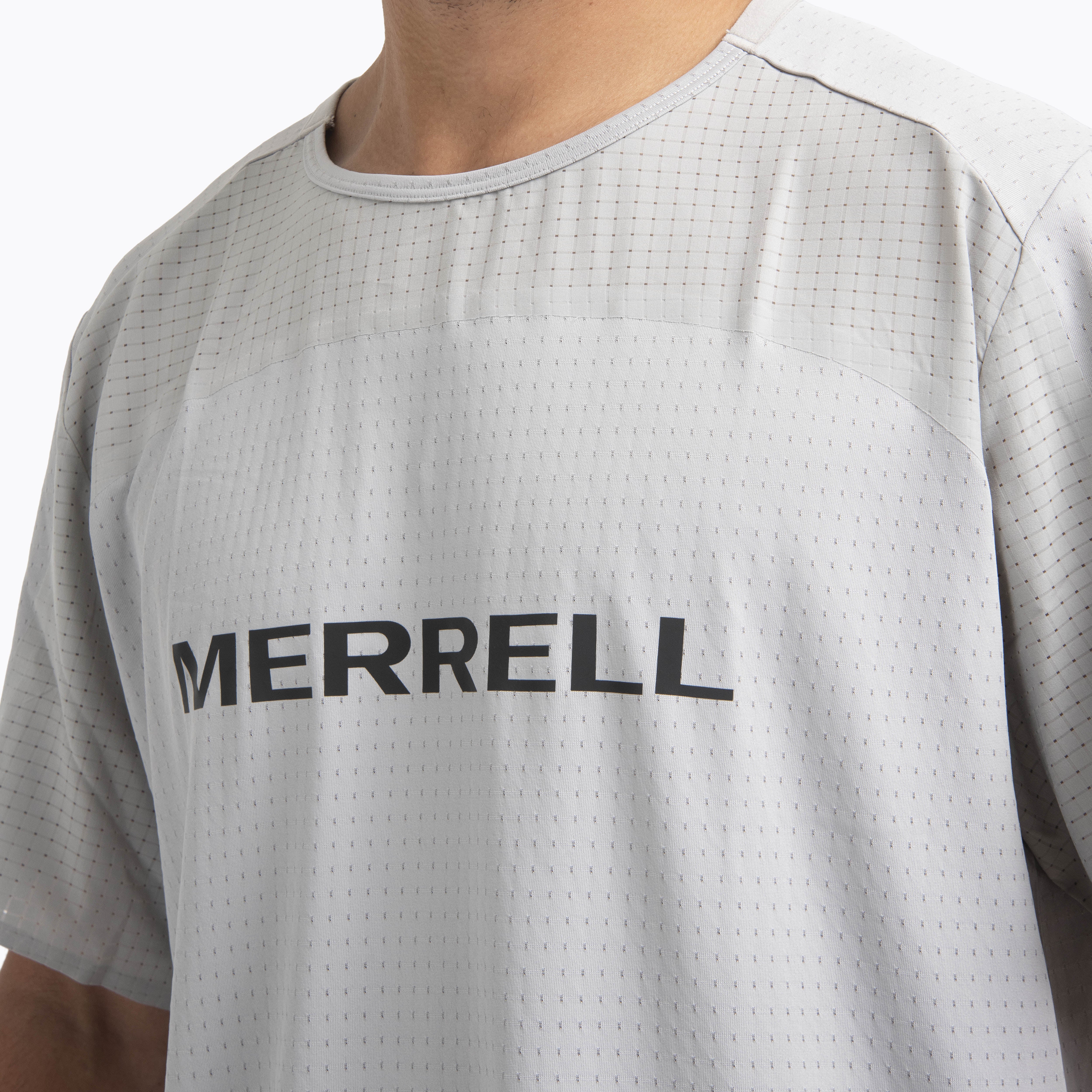 Polera Manga Corta Hombre Swift Trail Gris Oscuro Merrell