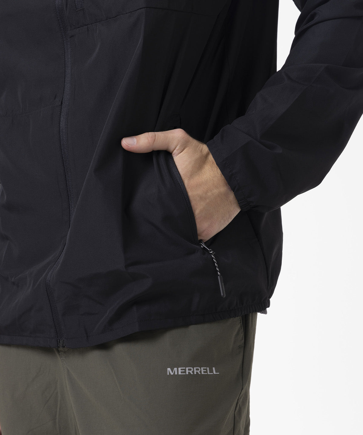 Cortaviento Hombre Tharais Trail Wind Negro Merrell