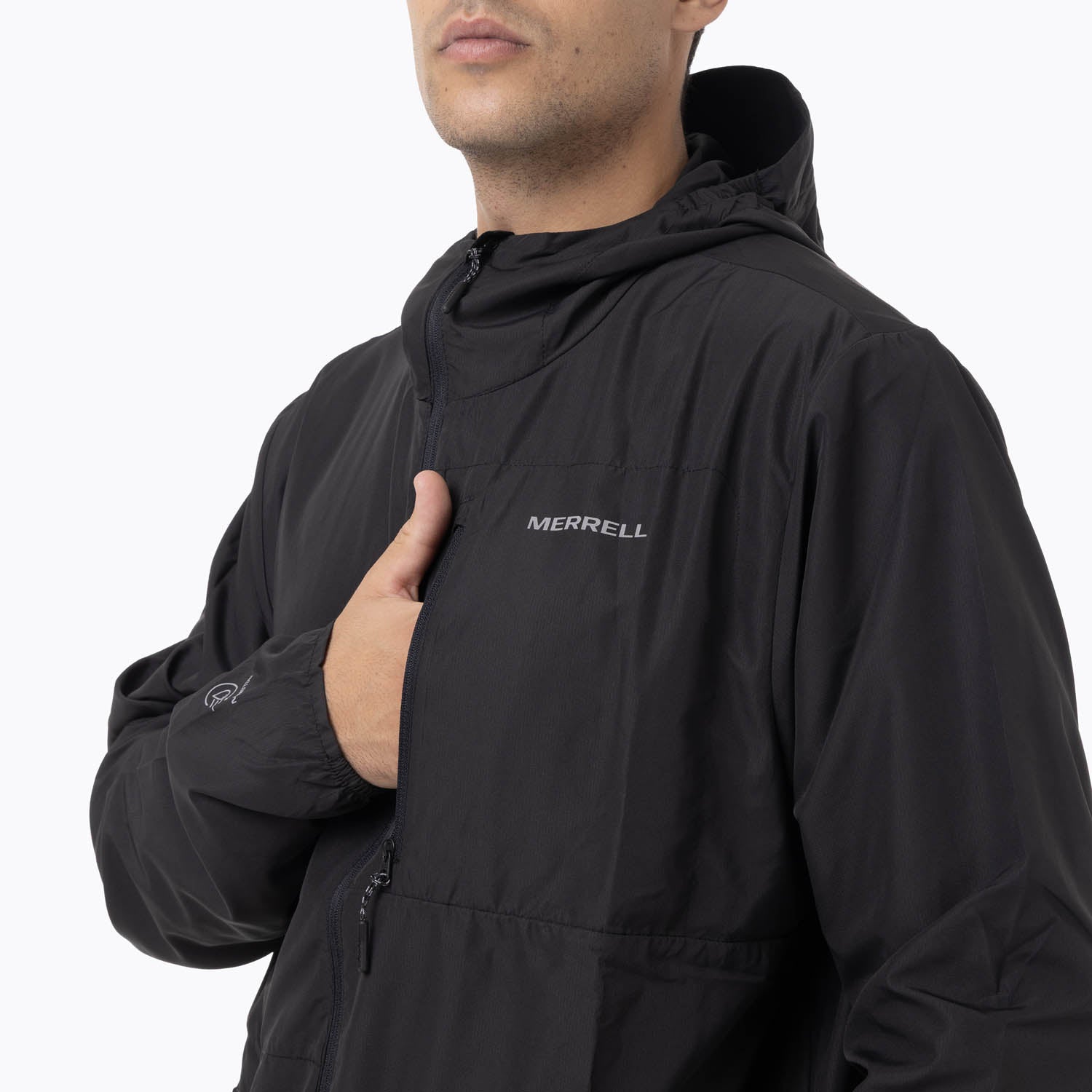 Cortaviento Hombre Tharais Trail Wind Negro Merrell