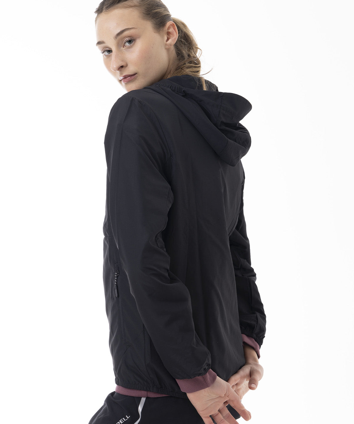 Cortaviento Mujer Trail Wind Negro Merrell