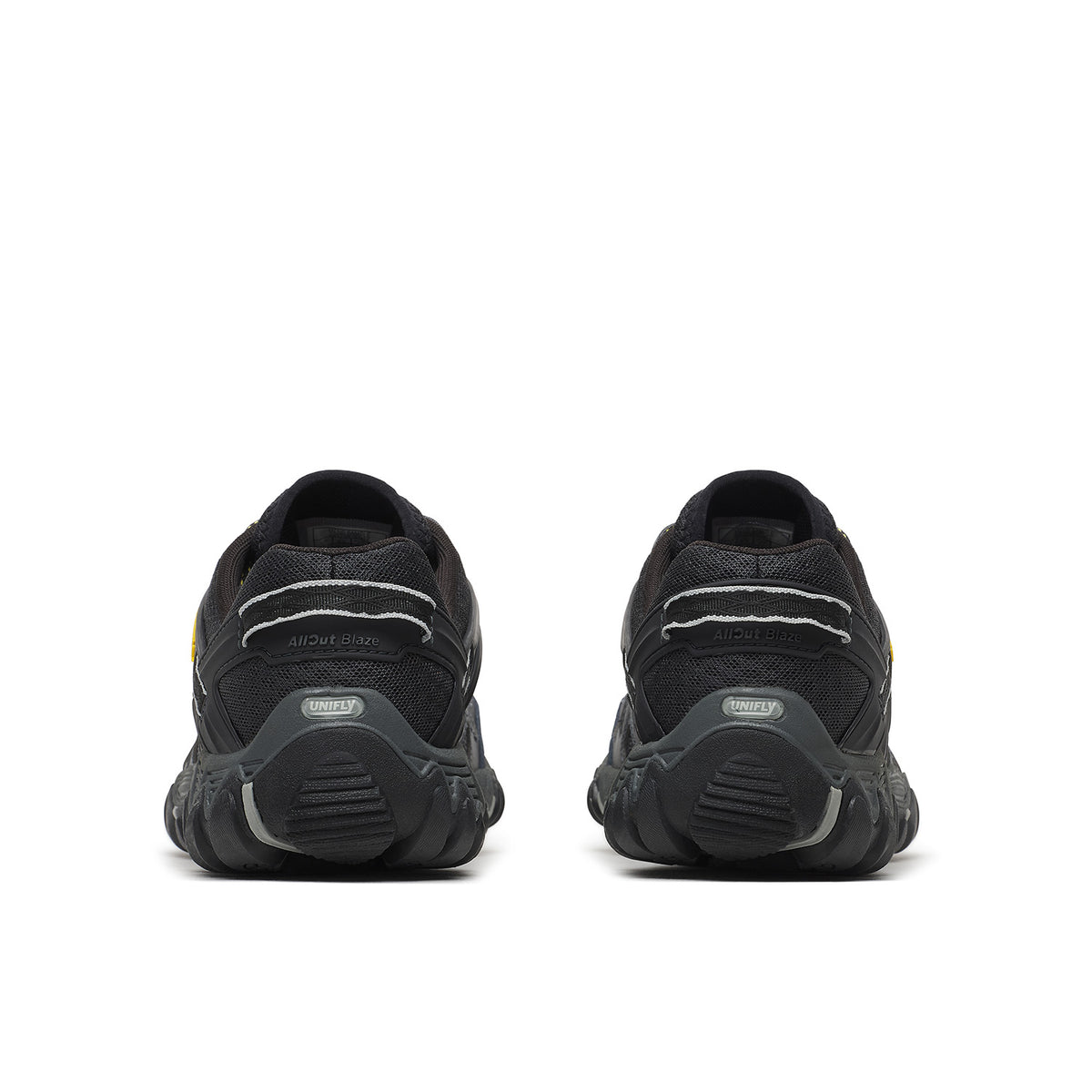 Zapatilla Hombre All Out Blaze Aero Sport Negro Merrell