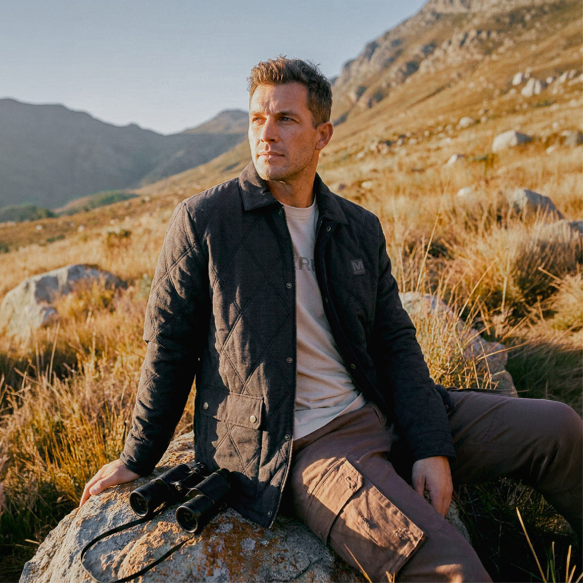 Merrell - caluga parkas y chaquetas 50% off