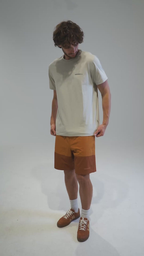 Polera Manga Corta Hombre Backprint Blanco Merrell